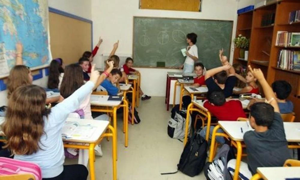 Πότε θα ανοίξουν τις πόρτες τους τα σχολεία
